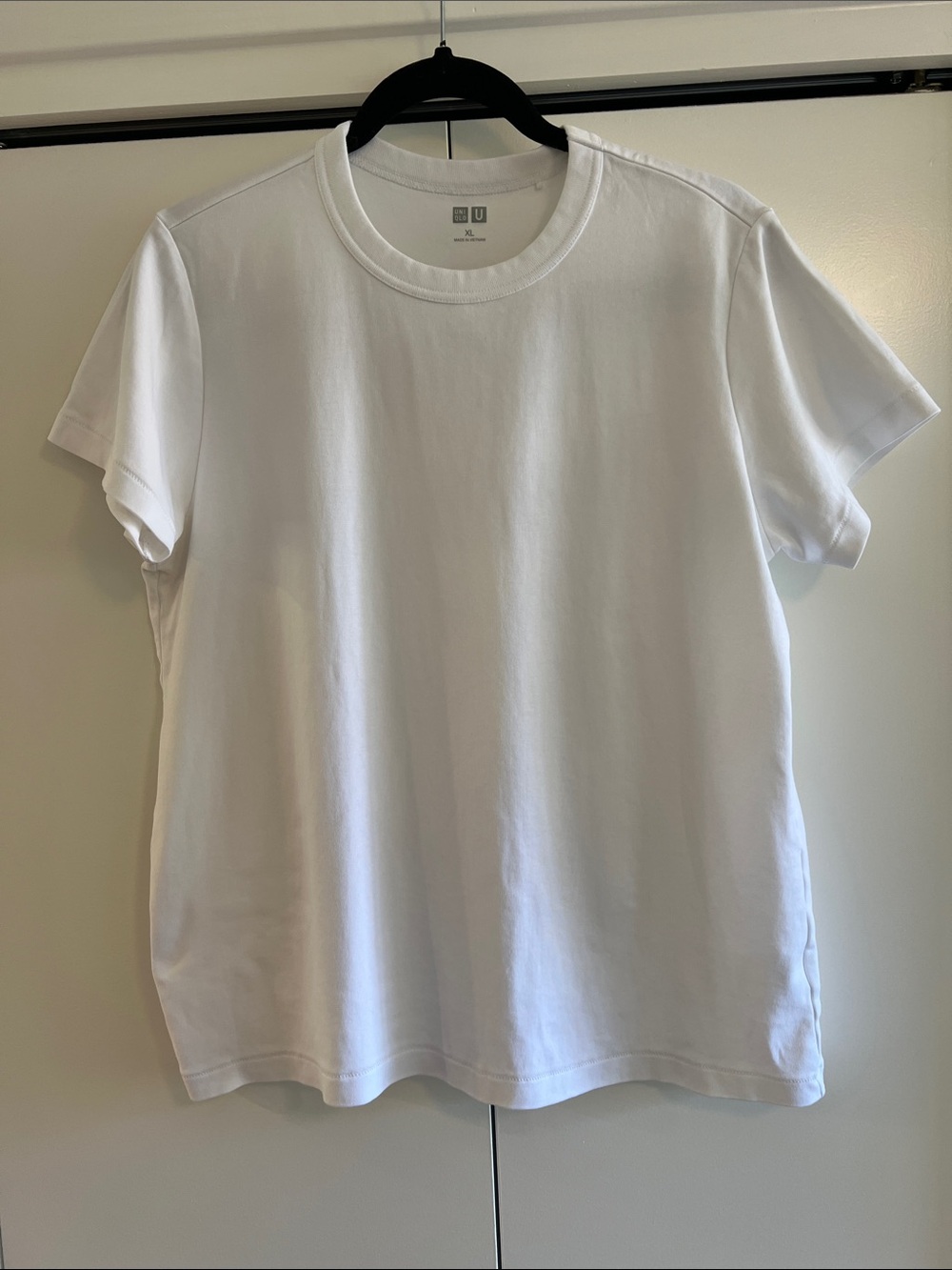 Uniqlo White Crew Neck Short Sleeve Tee
